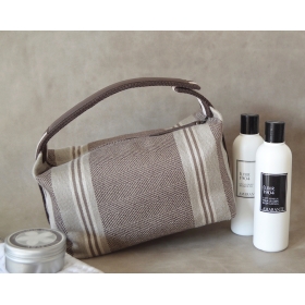 TROUSSE DE TOILETTE FINCH